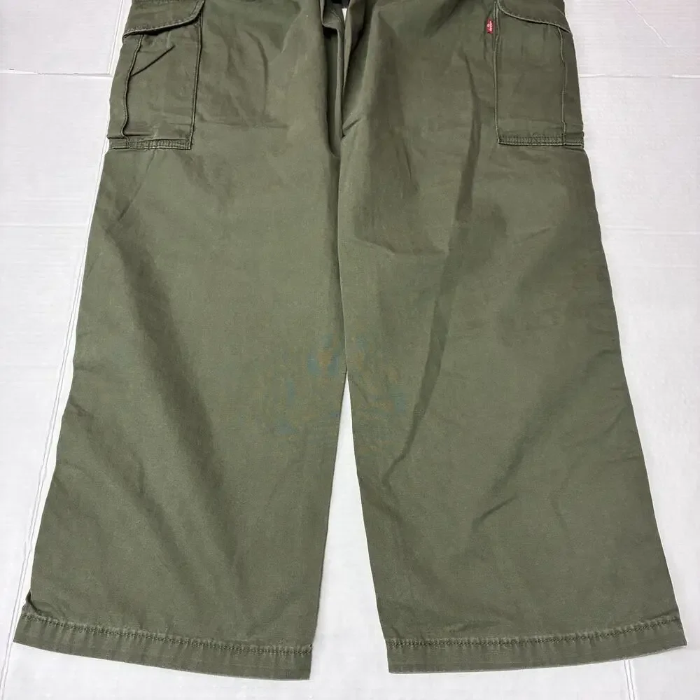 Levi’s XX Cargo Baggy Pants Men’s Size 31x32 Forest Green Slightly Tapered Leg